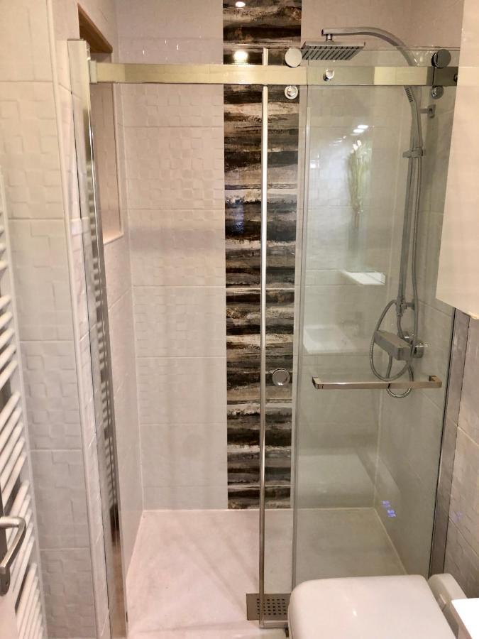 Rdc 1 - Chambre Meublee Au Coeur Du Centre Ville De Montluçon Екстериор снимка